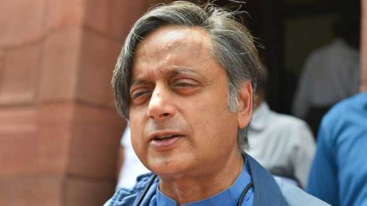 https://www.jagranimages.com/images/newimg/11082025/11_08_2025-shashi_tharoor_1_24009783.jpg