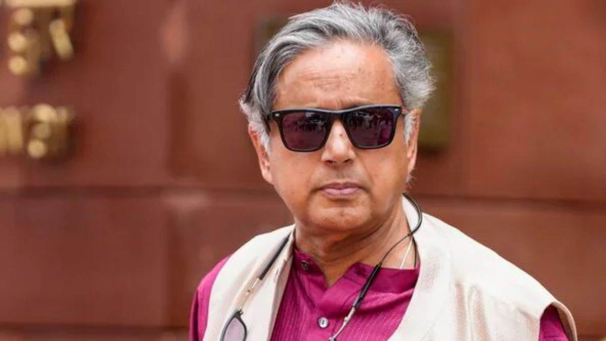 https://www.jagranimages.com/images/newimg/11082025/11_08_2025-shashi_tharoor_6_24010051.jpg