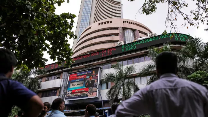 वेलक्योर ड्रग्स एंड फार्माक्यूटिकल्स कंपनी के शेयरों में अपर सर्किट लगा।