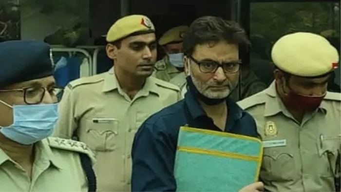 टेरर फंडिंग मामला : हाई कोर्ट ने मृत्यु दंड याचिका पर यासीन मलिक से मांगा जवाब।