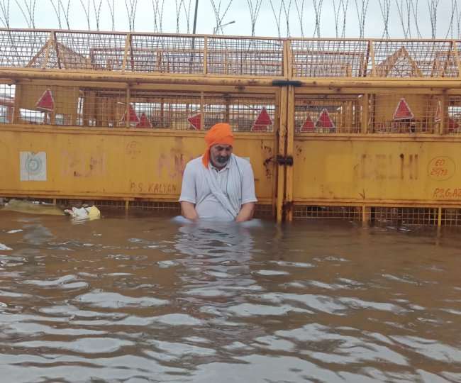 खुद बिगाड़ी व्यवस्था, दूसरों पर मढ़ रहे दोष