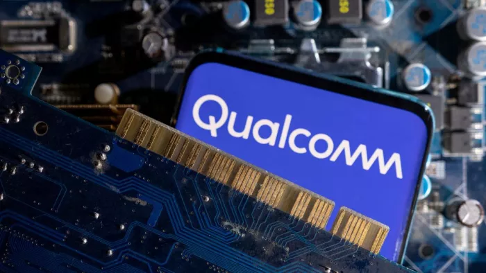 एपल के लिए 2026 तक 5G चिप की आपूर्ति करेगा Qualcomm