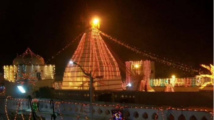 बासुकीनाथ मंदिर के बाद ही बाबा बैद्यनाथ धाम की पूजा होती है पूरी। (Pic Credit- Baba Basukinath Dham )
