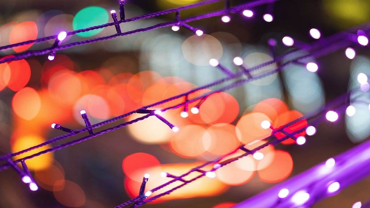 दीवाली डेकोरेशन के लिए इन शानदार Decorative Lights का करें इस्तेमाल, जगमगा उठेगा सारा घर
