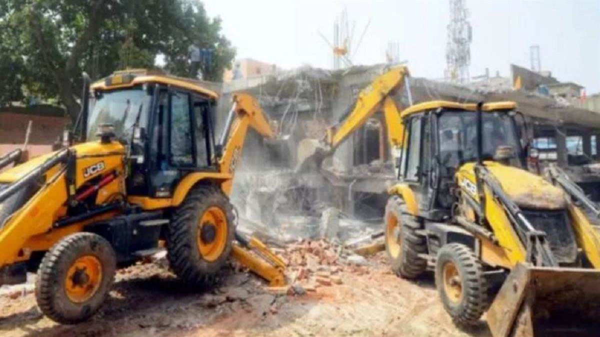 https://www.jagranimages.com/images/newimg/11092025/11_09_2025-bulldozer_24043364.jpg