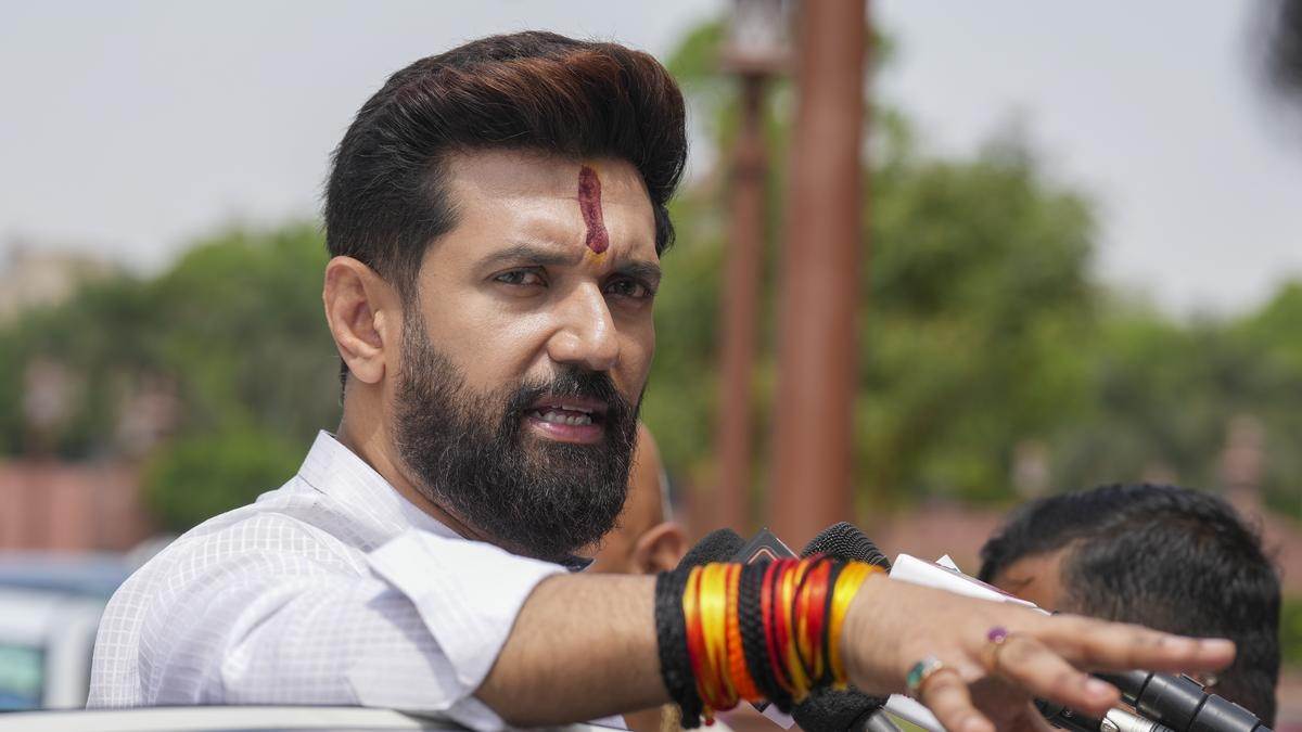 https://www.jagranimages.com/images/newimg/11092025/11_09_2025-chirag-paswan_24043596_182915584.jpg