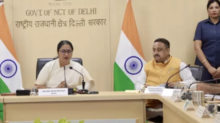 विकास कार्यों की प्रगति व लंबित परियोजनाओं को लेकर सीएम ने की बैठक की। जागरण