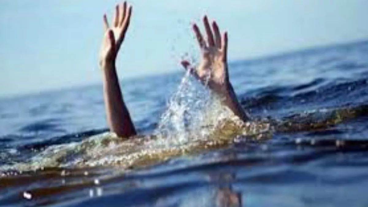 https://www.jagranimages.com/images/newimg/11092025/11_09_2025-drowning_24043901.jpg