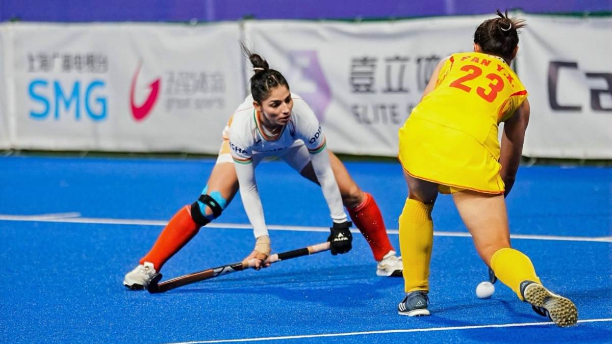https://www.jagranimages.com/images/newimg/11092025/11_09_2025-hockeylosswomen_24043771.jpg