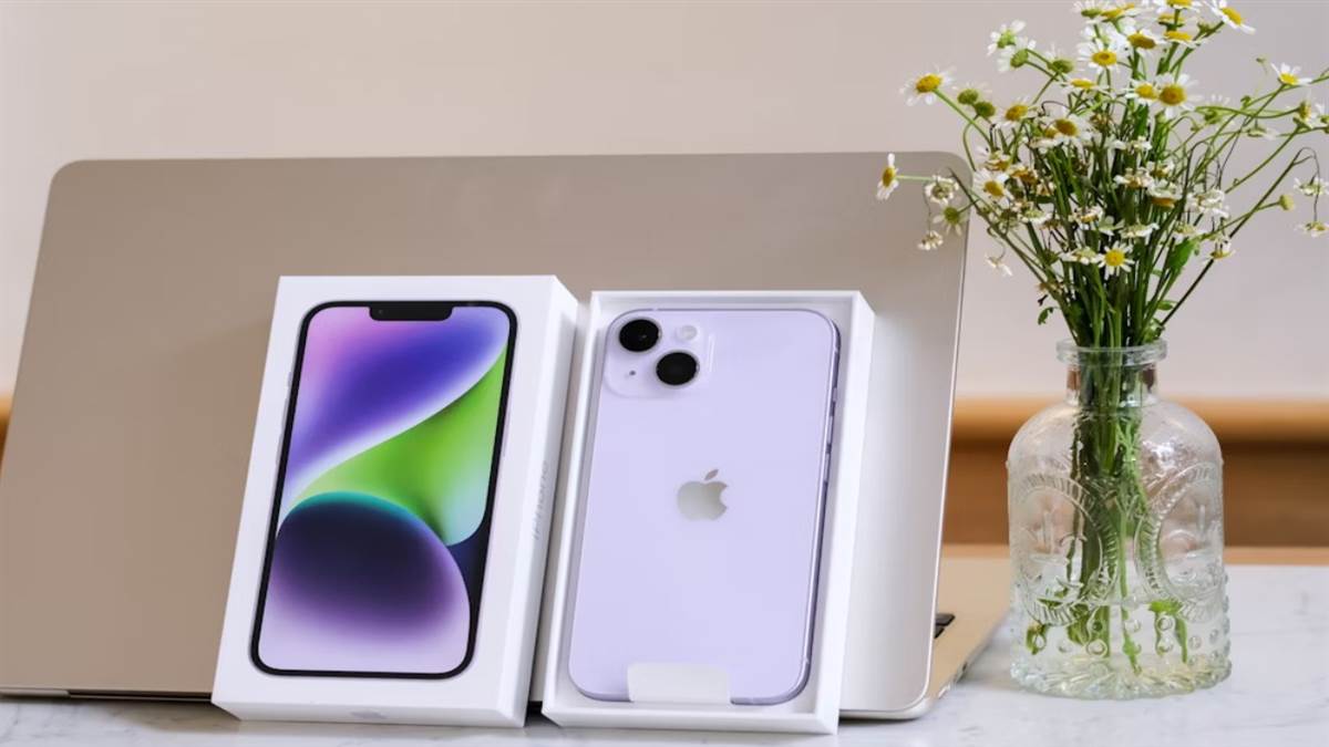 https://www.jagranimages.com/images/newimg/11092025/11_09_2025-iphone_14_purple_24043838.jpg