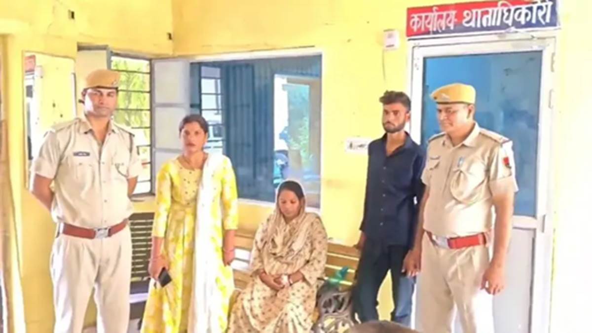 https://www.jagranimages.com/images/newimg/11092025/11_09_2025-jagran_photo_24042886.jpg