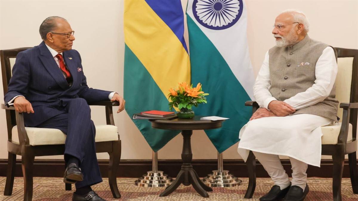 https://www.jagranimages.com/images/newimg/11092025/11_09_2025-modi12_24043048_132931212.jpg