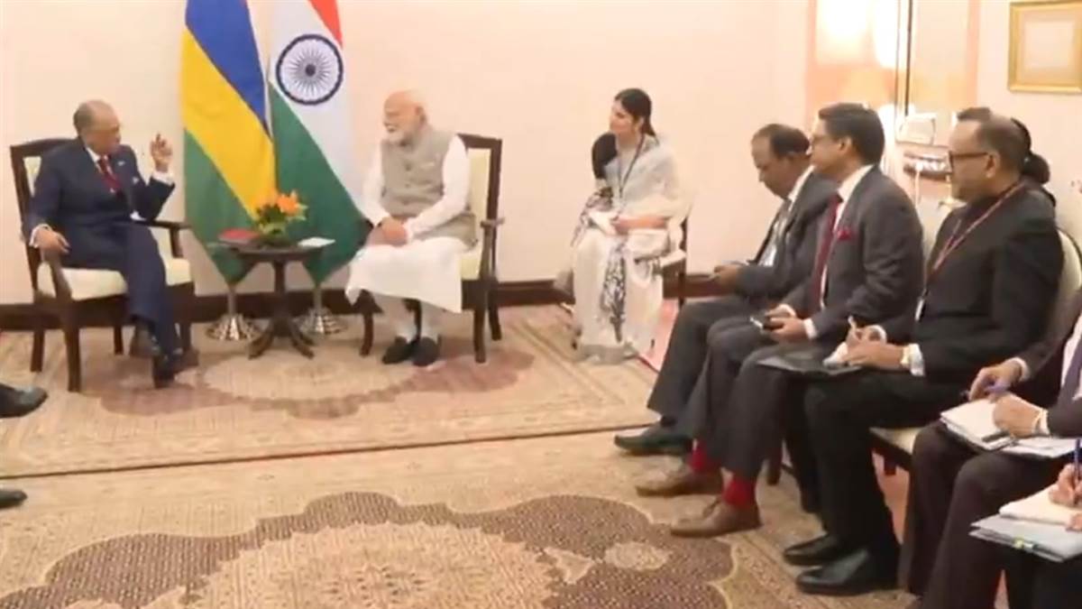 https://www.jagranimages.com/images/newimg/11092025/11_09_2025-modi8_24043048_12383582.jpg