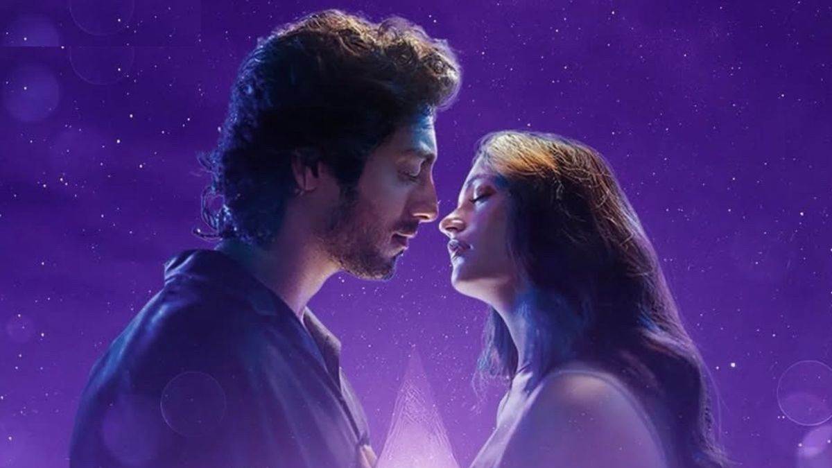 https://www.jagranimages.com/images/newimg/11092025/11_09_2025-saiyaara_ott_release_24043169.jpg