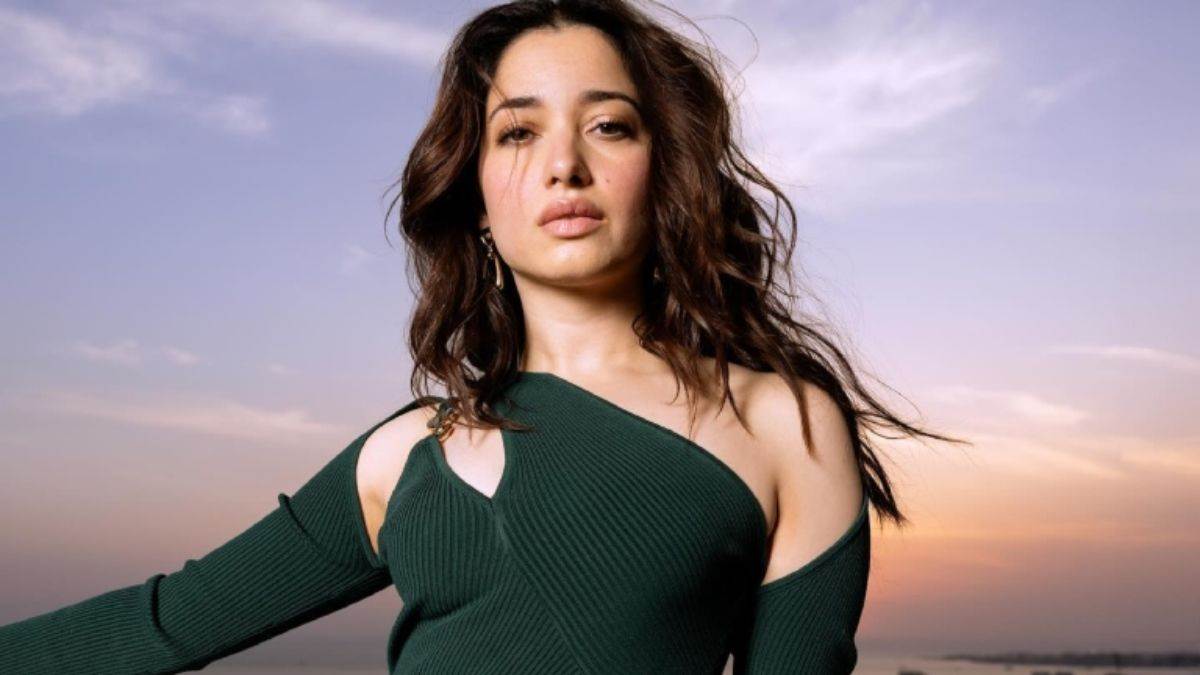 https://www.jagranimages.com/images/newimg/11092025/11_09_2025-tamannah_3_24043548.jpg