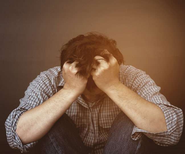 3 Simple Signs To Know If You Are Slipping Into Depression