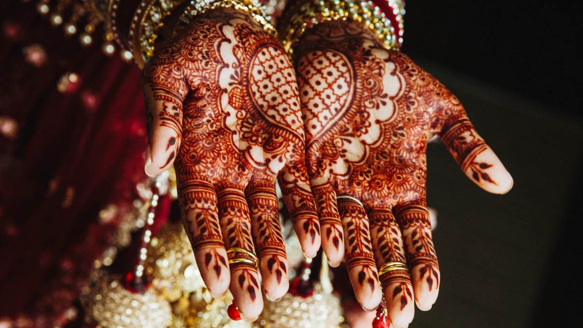 mehndidesigns #मेहंदी #arabicmehndi Katrina Kaif Mehndi Design||Katrina  Kaif Mehndi Cer… | Simple mehndi designs, Mehndi designs book, Mehndi  designs for beginners