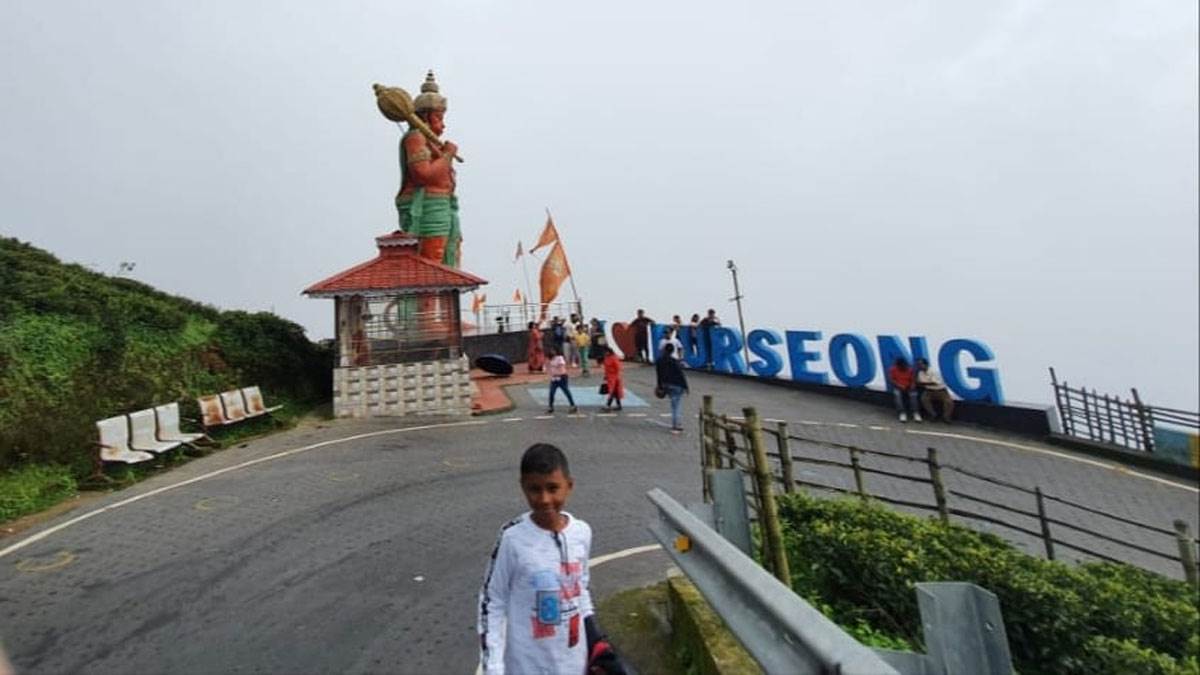 https://www.jagranimages.com/images/newimg/11102022/11_10_2022-kurseong-hanuman-danda_23133134.jpg
