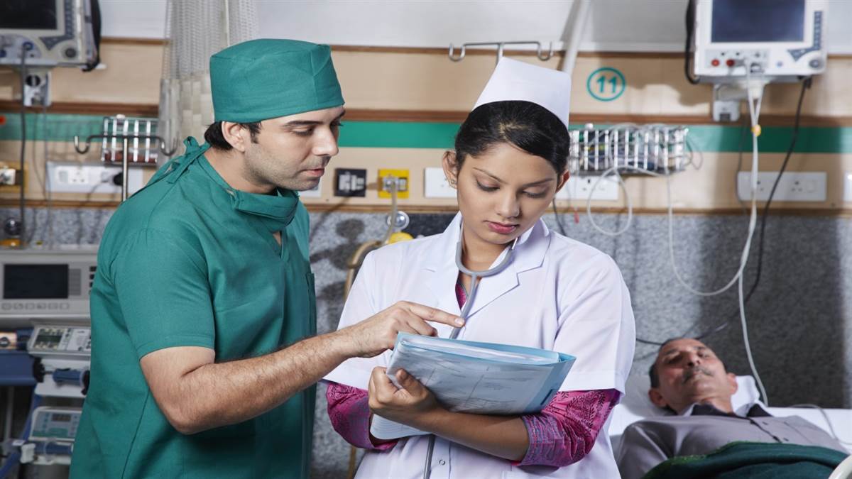 https://www.jagranimages.com/images/newimg/11102022/11_10_2022-nursing_pic_1_23133228.jpg