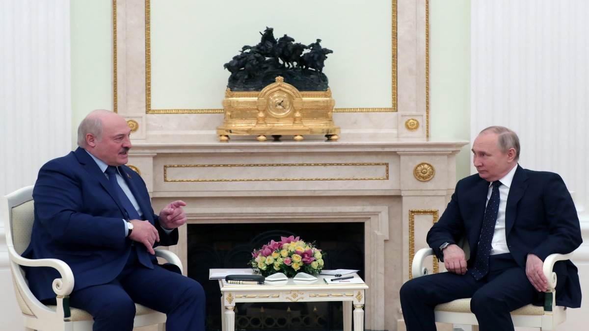 https://www.jagranimages.com/images/newimg/11102022/11_10_2022-russia_and_belarus_23132790_7411937.jpg