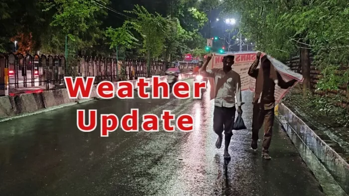 UP weather news: गरज और चमक के साथ झमाझम बरसे मेघ।