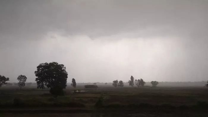 Bihar Weather News - बिहार में बारिश को लेकर अलर्ट जारी। प्रतीकात्मक तस्वीर
