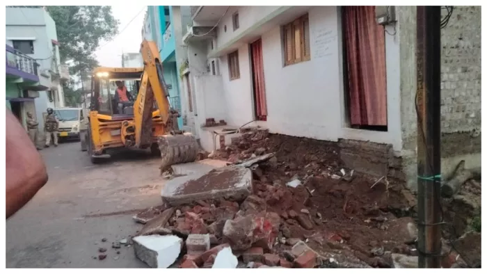 मध्य प्रदेश के हरदा जिले में एक युवती ने ब्लैकमेलिंग से परेशान होकर की आत्महत्या (नई दुनिया)