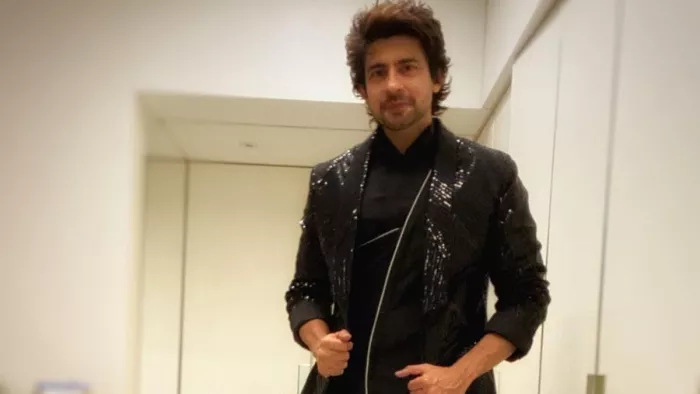 Hussain Kuwajerwala, Kumkum Star Hussain, indian idol, Anchorolosis