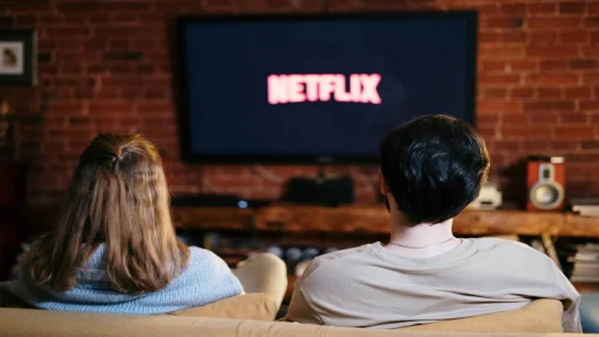 amazon great indian festival sale offers 42percent discount 0n panasonic google tv
