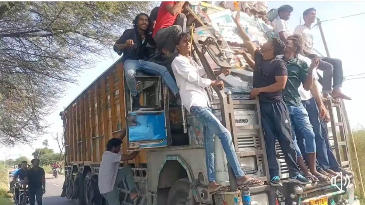 ncr congress supporter aurangzeb wins truck worth 20 lakh from inld tahir hussain in haryana elections2024