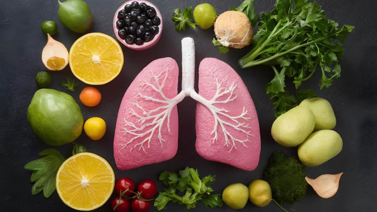 https://www.jagranimages.com/images/newimg/11102024/11_10_2024-lungs_detox_foods_23813922.jpg