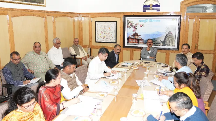 ग्रामीण विकास व पंचायतीराज विभाग की समीक्षा बैठक की अध्यक्षता करते सीएम सुक्खू