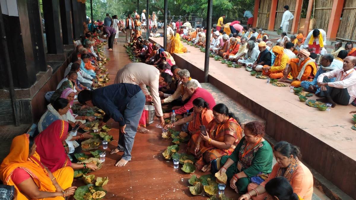 अयोध्‍या से चित्रकूट जा रही भरत यात्रा का प्रतापगढ़ में भव्‍य स्वागत