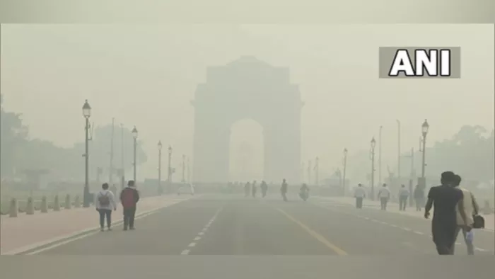 Delhi Pollution: हवा की स्थिति अभी प्रदूषण कम होने के अनुकूल नहीं है।