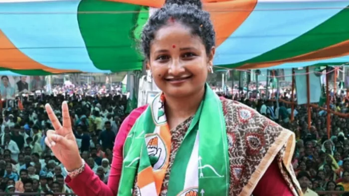 उपचुनाव के बाद पहली बार विधानसभा चुनाव के मैदान में उतरे निर्वतमान विधायकों में कल्पना सोरेन सबसे प्रमुख हैं।