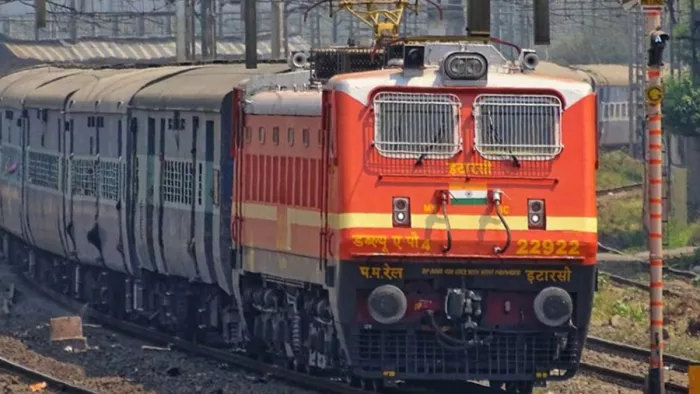 झंझारपुर-लौकहा रेलखंड पर साढ़े 7 साल बाद दौड़ेगी सपनों की गाड़ी (प्रतीकात्मक तस्वीर)