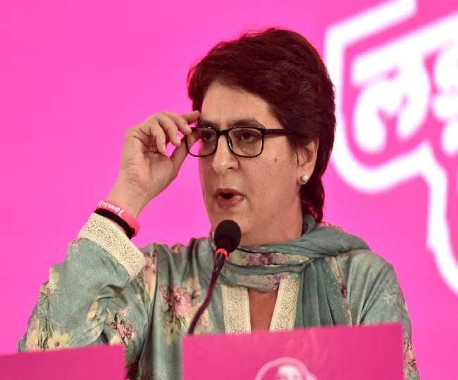 उत्तर प्रदेश विधानसभा चुनाव के लिए कांग्रेस पार्टी अपने प्रत्याशियों की पहली सूची इसी माह जारी करेगी।