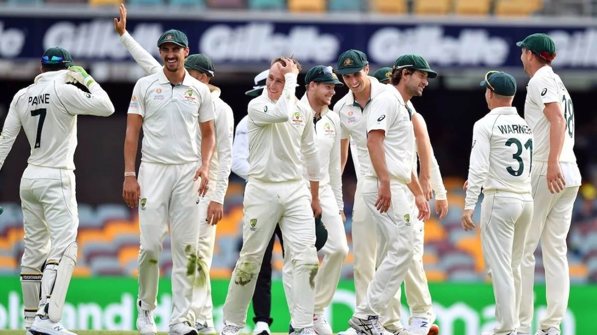 https://www.jagranimages.com/images/newimg/11122023/11_12_2023-australians_praize_babar_23601976.jpg