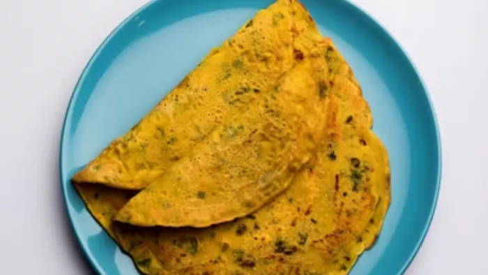 Moong Dal Chilla: इस तरीके से बनाएं मूंग दाल चीला