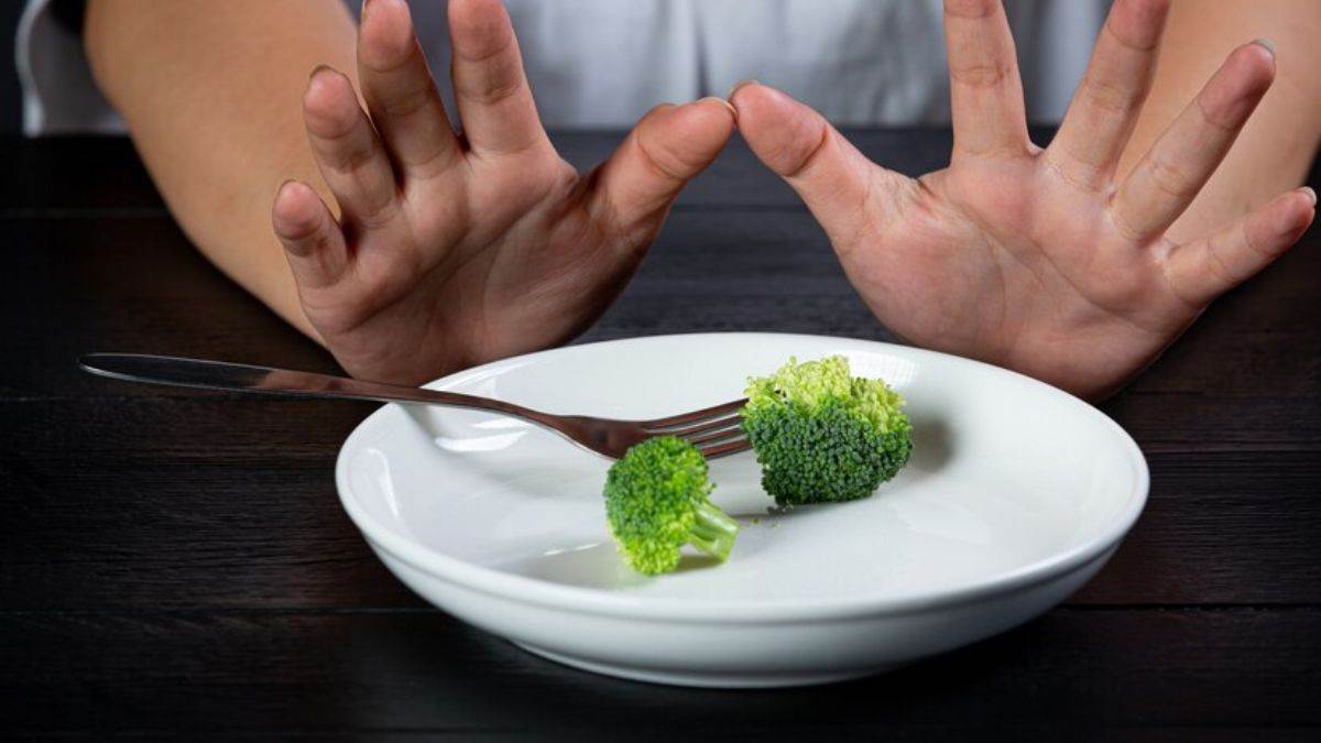 https://www.jagranimages.com/images/newimg/11122023/11_12_2023-crash_diet_23601896.jpg