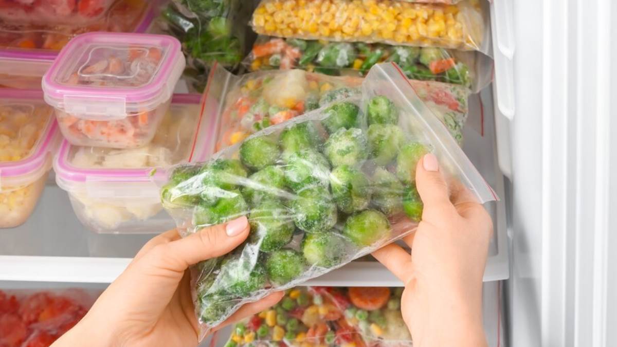 How to Store Foods क्या आप जानते हैं फ्रीज में खाना स्टोर करने का सही