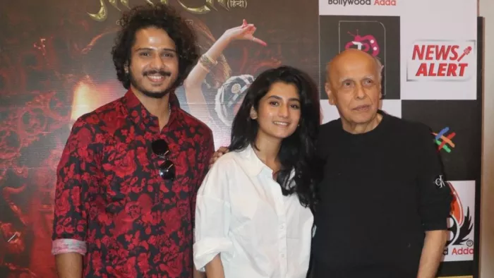 Shantala Actress Ashlesha Thakur with Mahesh Bhatt
