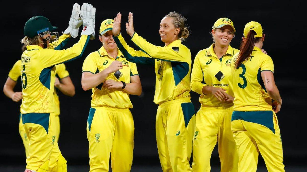 https://www.jagranimages.com/images/newimg/11122024/11_12_2024-australia_women_23846662.jpg
