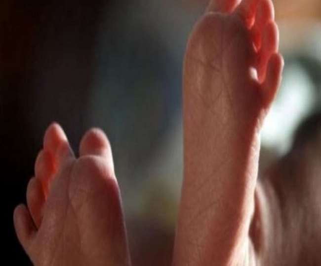 पूरनपुर में बुखार से ग्रस्त बच्चे की मौत।