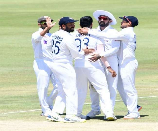 Ind vs SA 3rd Test LIVE : केपटाउन टेस्ट में अब गेंदबाजों पर दारोमदार।