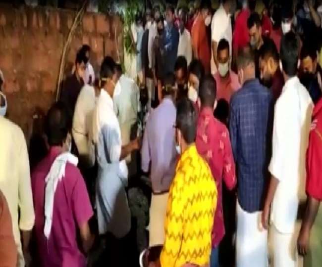 SFI कार्यकर्ता धीरज राजेंद्रन का कन्नूर में हुआ अंतिम संस्कार