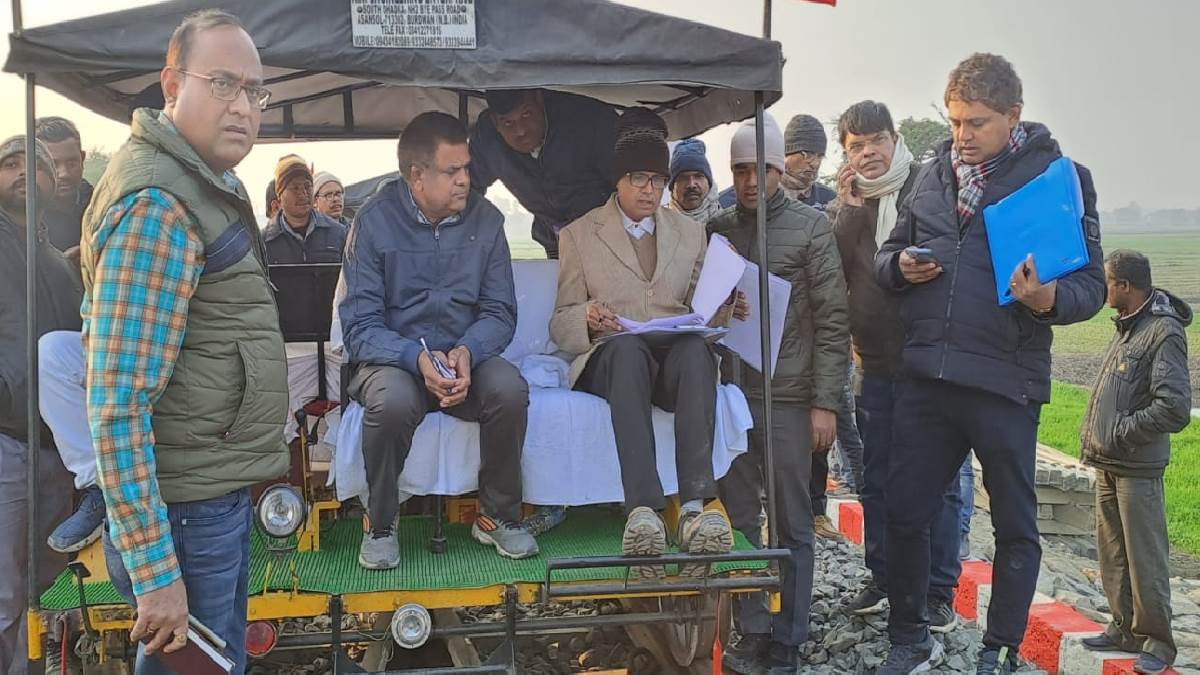 https://www.jagranimages.com/images/newimg/12012023/12_01_2023-crs_forbesganj_23292432.jpg