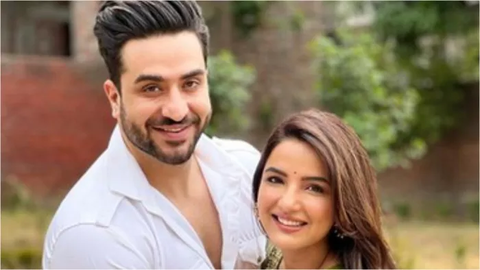 Photo Credit : Jasmin Bhasin Instagram Photos Screenshot