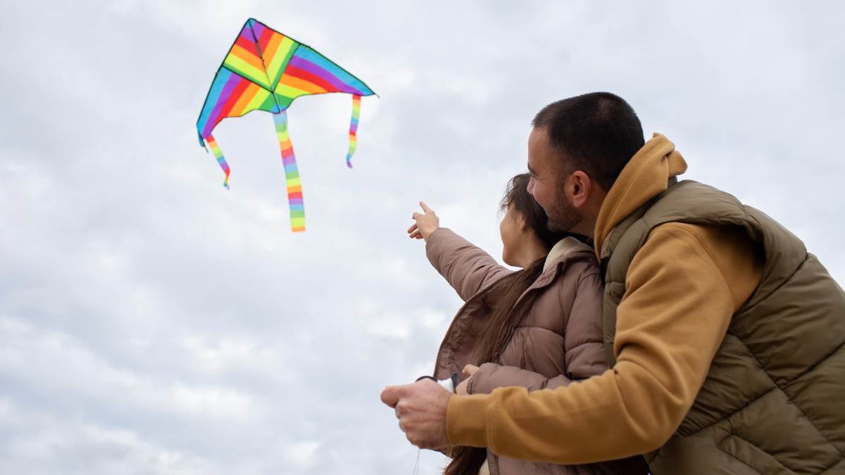 Makar Sankranti 2023 मकर संक्रांति पर सिर्फ परंपरा के लिए नहीं, बल्कि इन वजहों से भी उड़ानी