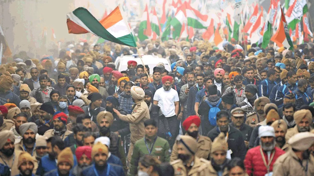 कांग्रेस ने केद्र को आर्थिक नीतयों पर घेरा, विपक्ष ने कहा- 84 पर माफी मांगें राहुल